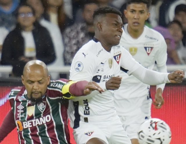 ¿LDU corre PELIGRO si llega a hacer que juegue Óscar Zambrano en partidos de LigaPro?