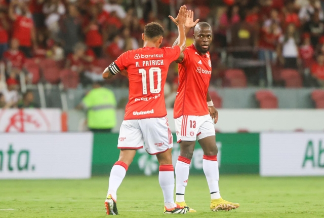 DOBLETE DE ENNER VALENCIA y clasificación de Inter en Copa Do Brasil