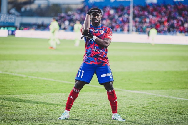 El barco parece írsele a Rakow Czestochowa y Jhon Yeboah, que siguen esperanzados con jugar copa internacional
