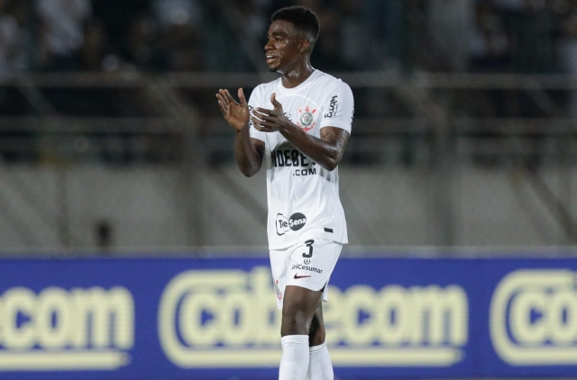 ¡TREMENDA MURALLA! Corinthians cambió el chip a Copa do Brasil con un Félix Torres lúcido