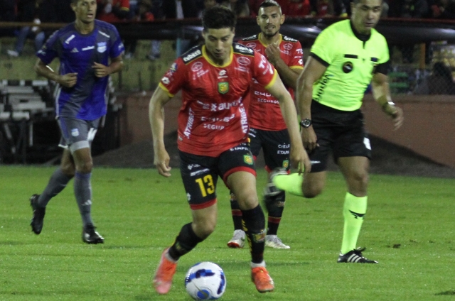 Dos SOPAPOS para el Deportivo Cuenca en el peor momento posible