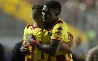 Aucas con equipo completo para visitar al durísimo Mushuc Runa SC en Echaleche