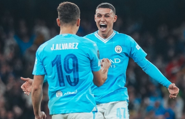 El Manchester City no se baja de la pelea y golea en la Premier para mantenerse en el Podio