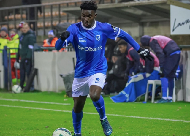 Alfred Caicedo reapareció en el rol titular del Jong Genk en el ascenso belga