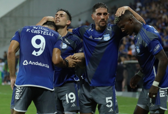 Emelec colaboró con hidratación y mandó un equipo de utilería para ayudar a Cumbayá FC