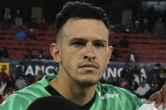 ¡Gonzalo Valle se perderá varias fechas por la lesión que sufrió con LDU!