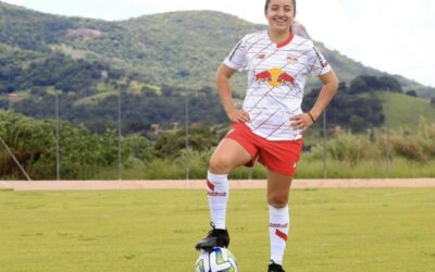 Danna Pesántez reapareció en una convocatoria del Red Bull Bragantino contra Flamengo