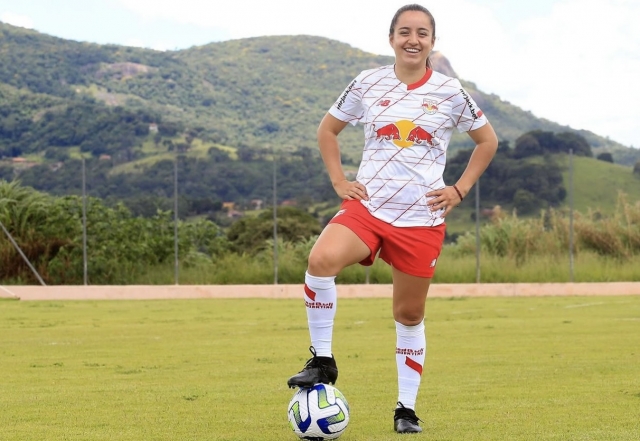 Danna Pesántez AL FIN debutó en el Brasileirao Femenino con el RB Bragantino