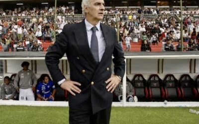 ¡Fossati no ve a LDU como favorito en la Copa Libertadores por tener a Alcácer como DT!