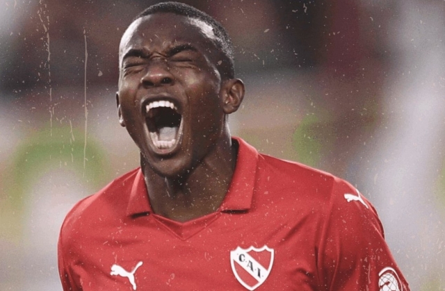 Jhonny Quiñónez YA SABE que deberá luchar por la confianza de Carlos Tévez en Independiente