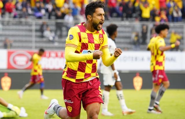 Aucas COMPRARÁ el pase de Jeison Medina