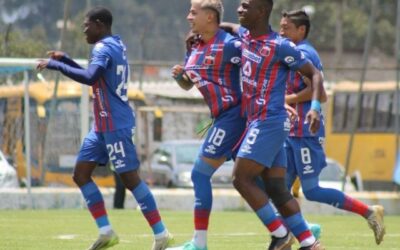 ¡ILUSIÓNATE AKD! Deportivo Quito debutó en la Segunda Categoría con CINCO PEPINOS en Cayambe