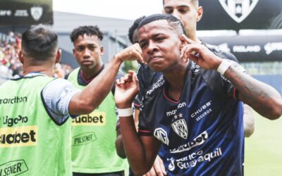 Si no está Kendry está Kenny Arroyo… ¡IDV goleó con su Juvenil y Renato Ibarra como FIGURAS!