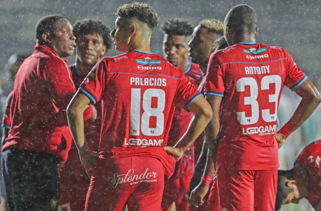 Ever Hugo Almeida hará AJUSTES en El Nacional para EL PARTIDO DE LA FECHA