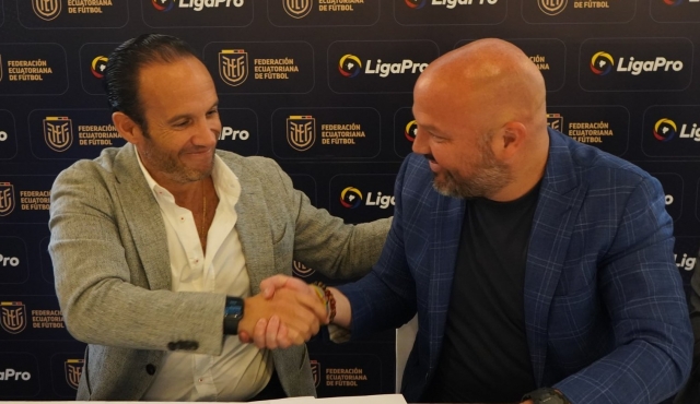 Miguel Loor llama MITÓMANO a Egas y le aconseja se dedique a la FEF