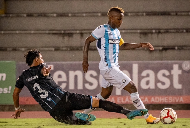 OTRA CHUMA MÁS, Miller Bolaños con bochornosa escena protagonizada en las calles de Guayaquil