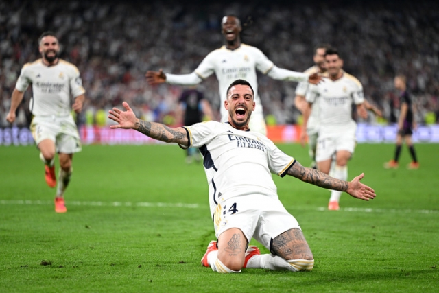 Joselu recuerda cuando viajó como aficionado a una final de Champions del Real Madrid