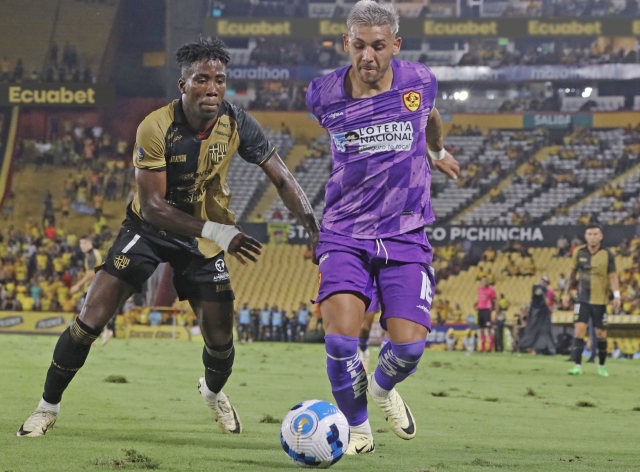 ¡Aucas dejó que se le escapara la victoria ante un BSC BIPOLAR y le cede la punta a IDV!