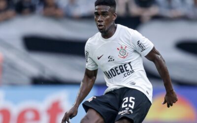 Félix Torres AYUDA A LAS ILUSIONES DE Corinthians en la Copa Do Brasil