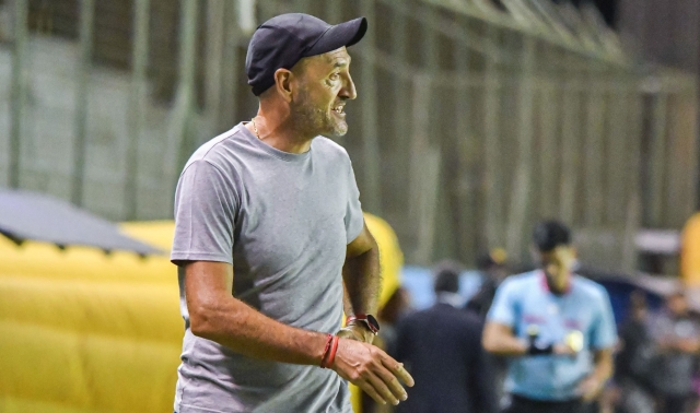 ¡REMEZÓN EN EL CETÁCEO! Guillermo Duró presentó su renuncia como DT del Delfín SC
