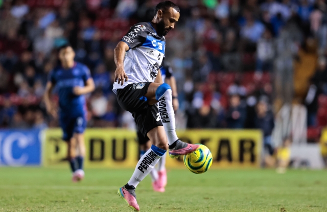 ¡YA ES TODO UN CHARRO! Jordan Sierra vestirá su quinta camiseta en la Liga MX