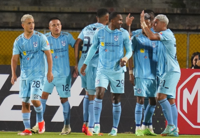 ¡SACARON LA CARA POR EL PAÍS! U.Católica se paseó y bailó a Unión La Calera en la Sudamericana