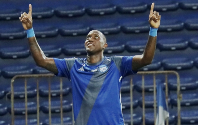 ¡Emelec REVIVE ganando con dos PENALES y deja a un “candidato” fuera de la Pelea!