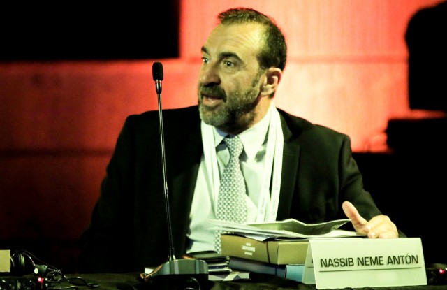 “Miguel Loor está rodeado de FOCAS… ¡Les quita dinero a los Clubes y supone ser el ‘Rey de la Industria’!»