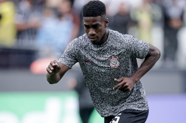Respiran aliviados en La Tri tras revelarse el alcance de la lesión de Félix Torres con Corinthians