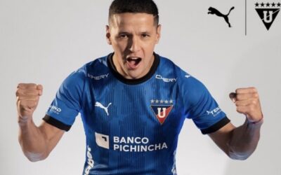 ¡LDU sacó una Camiseta Conmemorativa por el Mes del Hincha!