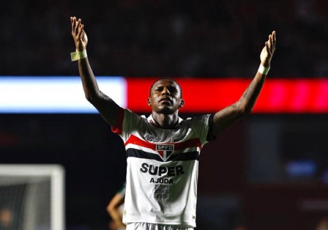 Zubeldía debe de ADORAR A Robert Arboleda POR SER ARTÍFICE DEL TRIUNFO DE Sao Paulo
