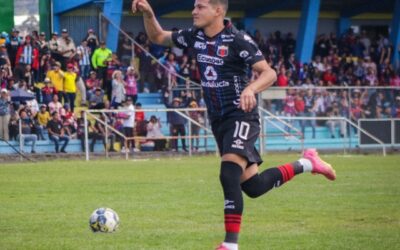 ¡LA AKD SE NOS EMBALÓ! Deportivo Quito ilusiona a su gente en la Segunda Categoría