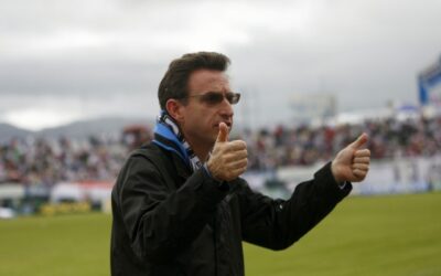 ¡PAPÁ DE LOS POLLITOS! Michel Deller encantado con el éxito de IDV, pero más con su naciente hinchada